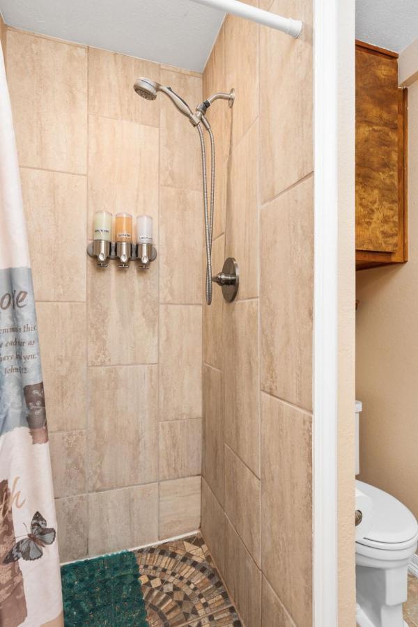 Views, Hot Tub, Outdoor Shower, 15M From Sequoia Три Ривърс Екстериор снимка