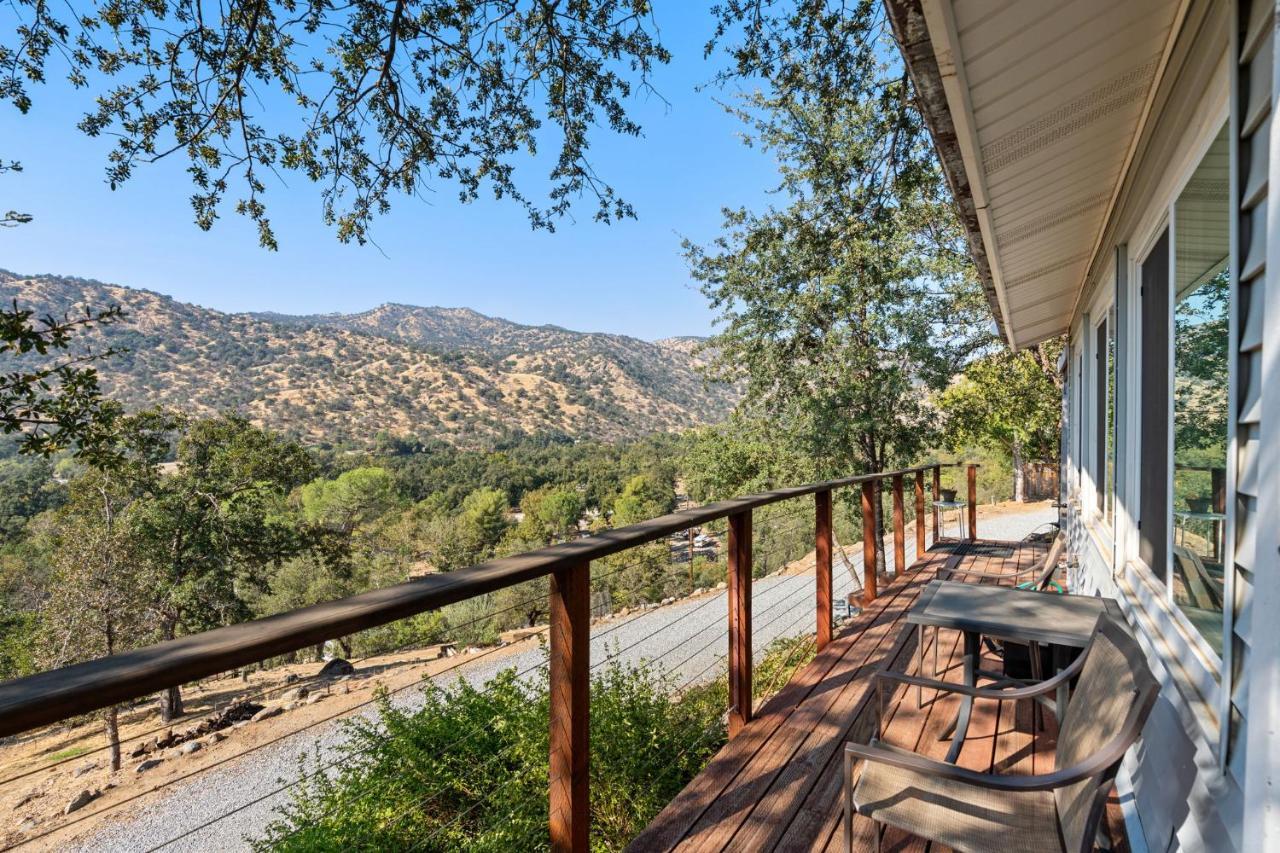 Views, Hot Tub, Outdoor Shower, 15M From Sequoia Три Ривърс Екстериор снимка